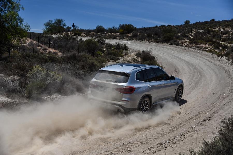  BMW X3 xDrive20d xLine (G01) 2017 года  (ZA) (фото 20 из 27)